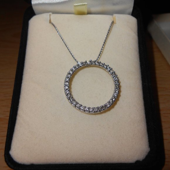 Kay Jewelers Jewelry Kay Jewelers 1 Ct Wt Circle Diamond Pendant